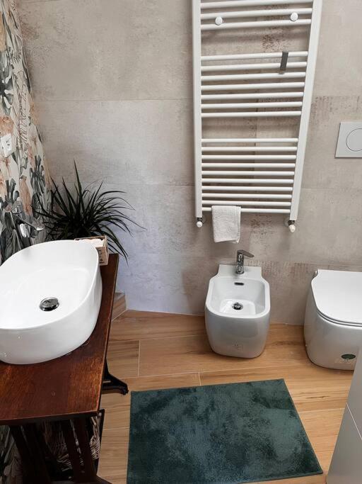 Adelaide Al Borgo. Apartamento Castelnuovo Di Porto Exterior foto