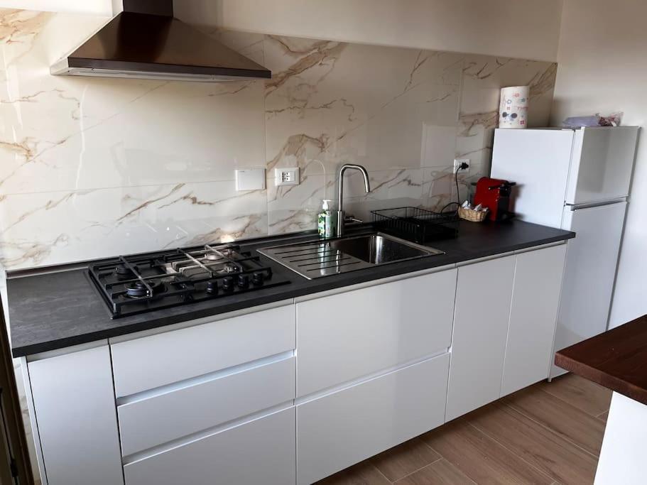 Adelaide Al Borgo. Apartamento Castelnuovo Di Porto Exterior foto