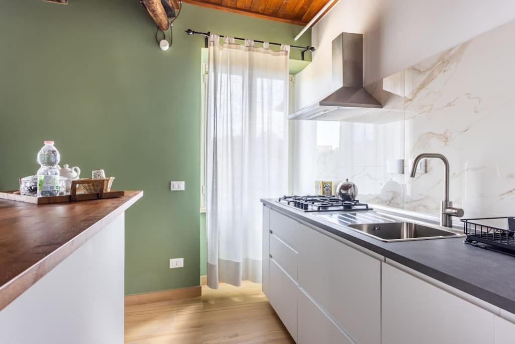 Adelaide Al Borgo. Apartamento Castelnuovo Di Porto Exterior foto